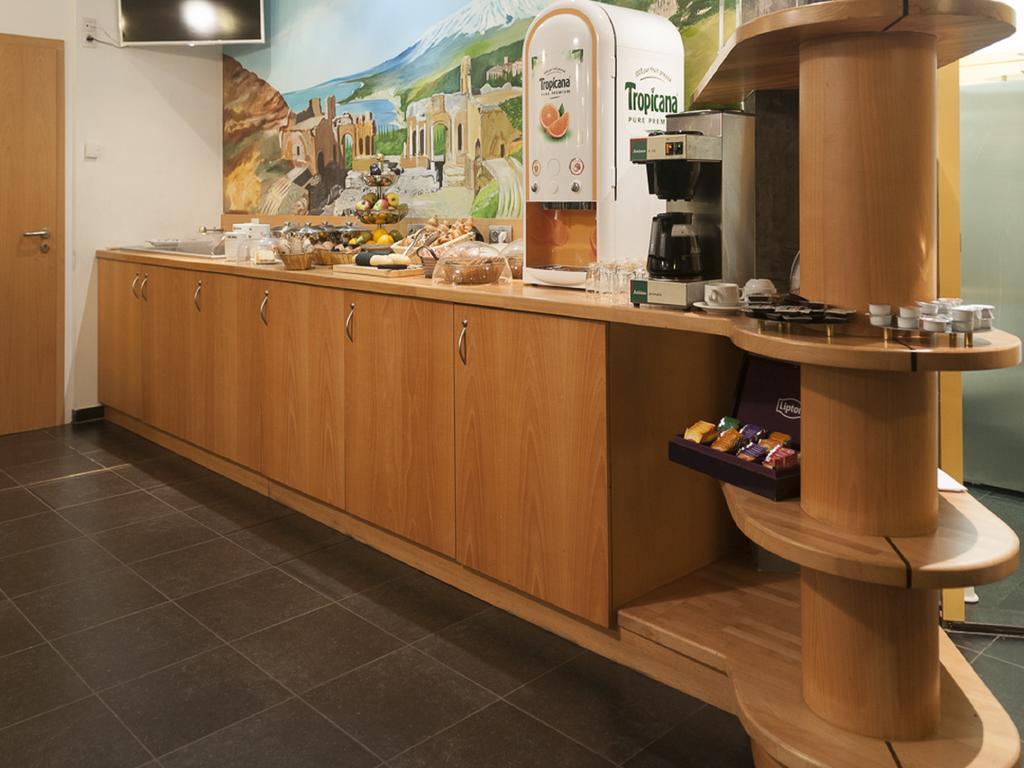 三星酒店 拉卢维耶尔 外观 照片
