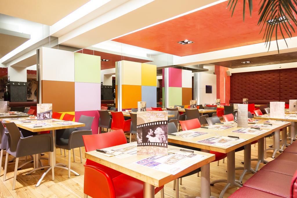 三星酒店 拉卢维耶尔 外观 照片